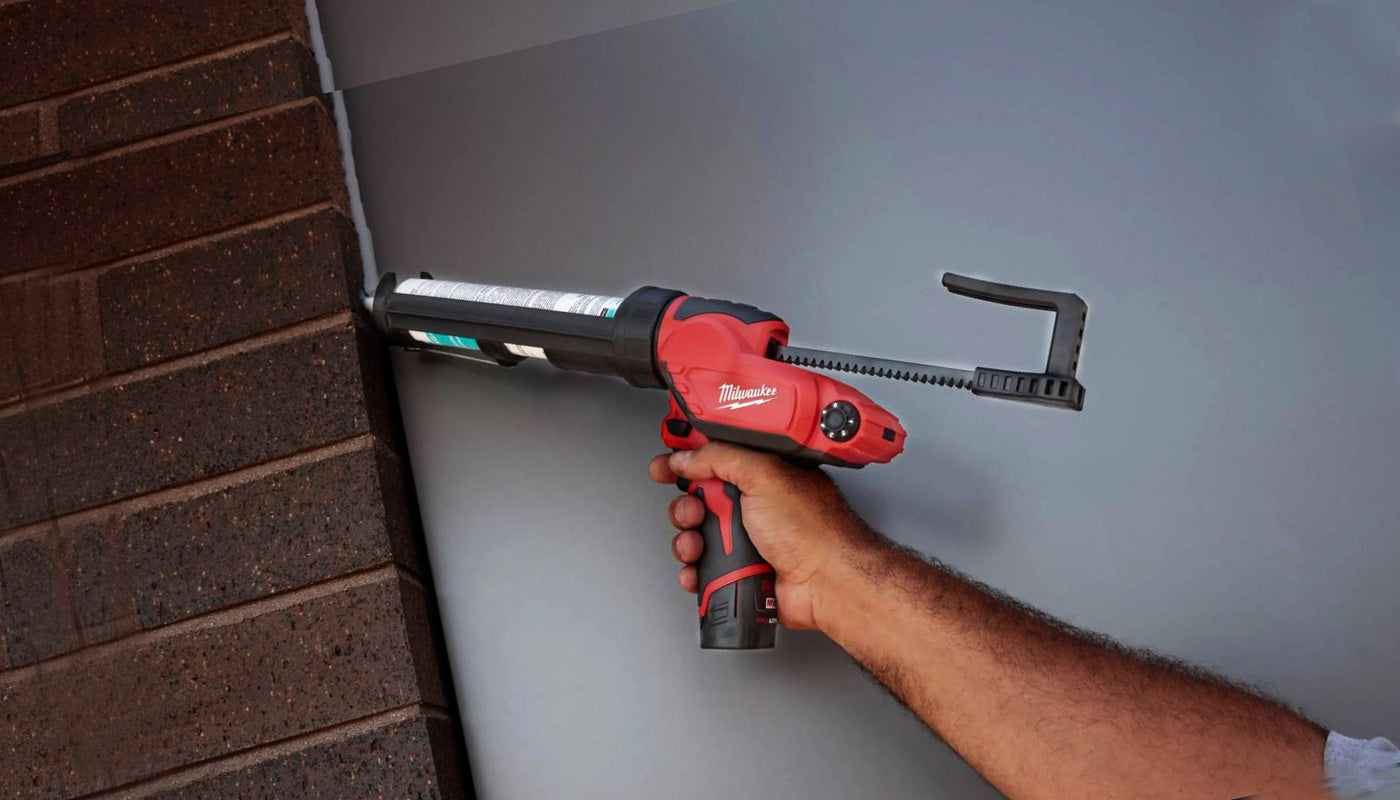 Milwaukee M12 Caulking & Adhesive Guns