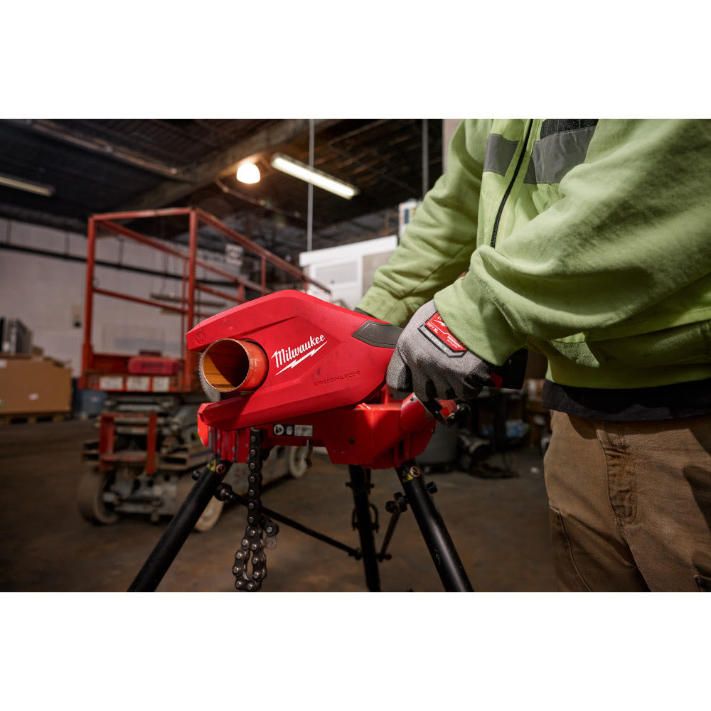 Milwaukee 2479-20 M12 Brushless 1-1/4" - 2" Copper Tubing Cutter - 7