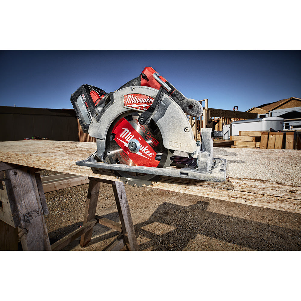 Milwaukee 2732-21HD M18 FUEL 7-1/4" Circular Saw Kit - 16