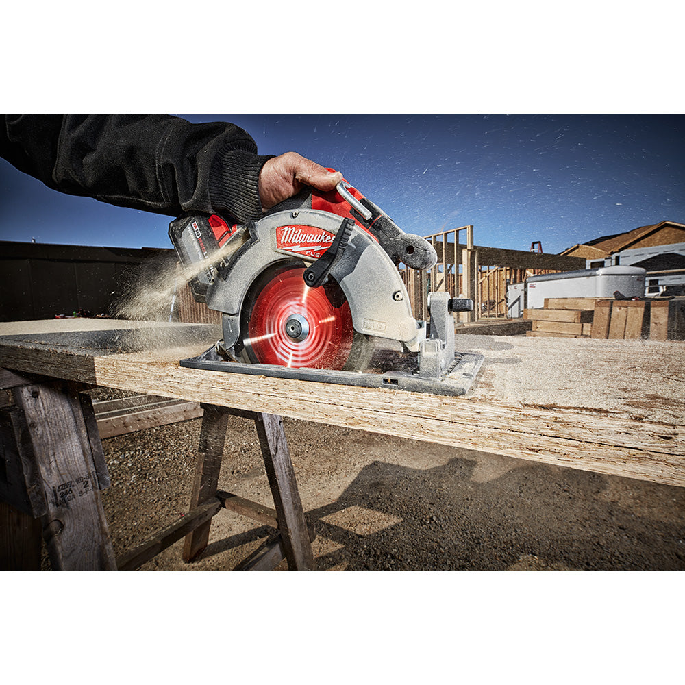 Milwaukee 2732-21HD M18 FUEL 7-1/4" Circular Saw Kit - 18