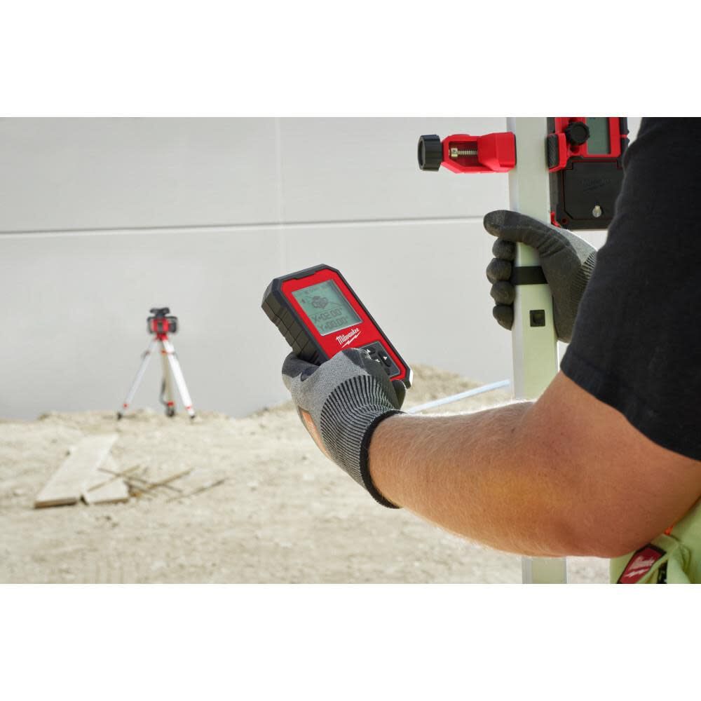 Milwaukee 3704-21T M18 Red Exterior Dual Slope Rotary Laser Level Kit w/ Receiver, Remote, Grade Rod & Tripod - 14