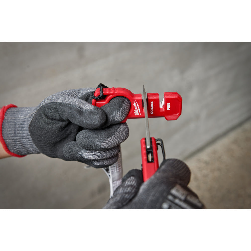 Milwaukee 48-22-1590 Compact Knife Sharpener - 9