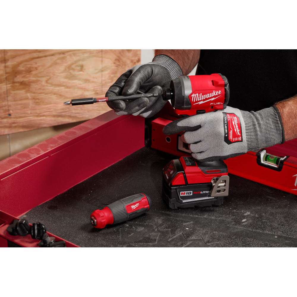 Milwaukee 48-22-2915 14-in-1 Multi-Bit Screwdriver W/ SHOCKWAVE Impact Duty Bits - 7